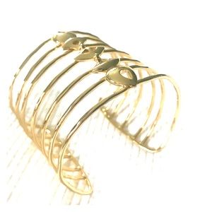 Stella & Dot Becker Cuff